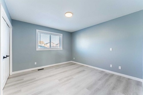 134 Erin Meadow Crescent Se, Calgary, AB - Indoor Photo Showing Other Room