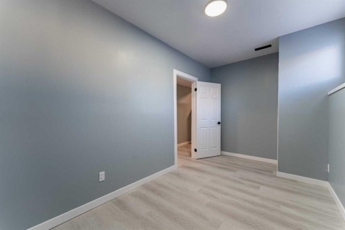 134 Erin Meadow Crescent Se, Calgary, AB - Indoor Photo Showing Other Room