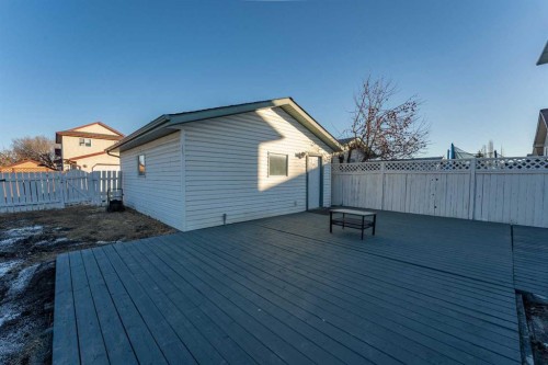 134 Erin Meadow Crescent Se, Calgary, AB - Outdoor