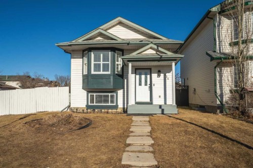 134 Erin Meadow Crescent Se, Calgary, AB - Outdoor