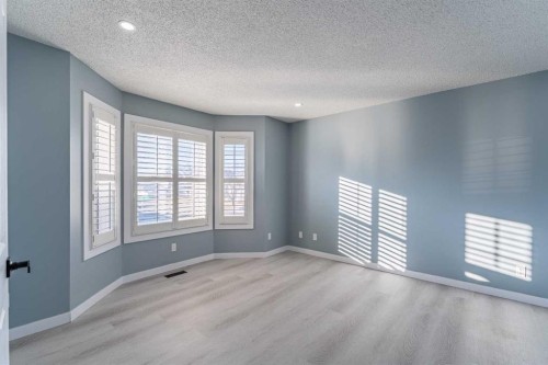 134 Erin Meadow Crescent Se, Calgary, AB - Indoor Photo Showing Other Room