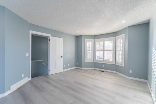 134 Erin Meadow Crescent Se, Calgary, AB - Indoor Photo Showing Other Room