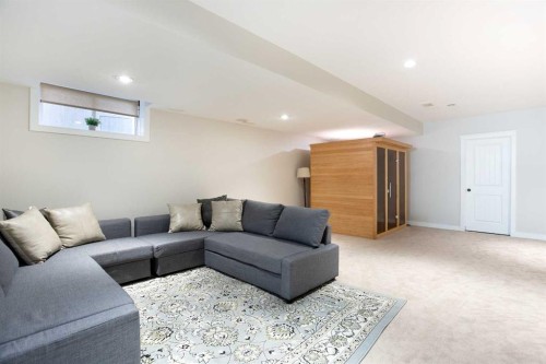 102-814 Memorial Drive Nw, Calgary, AB - Indoor