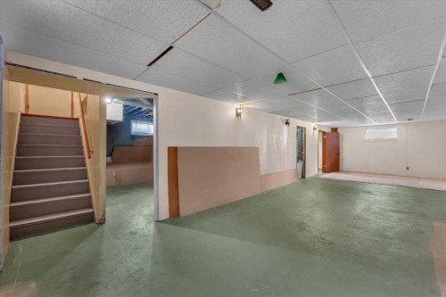 4920 Worcester Drive Sw, Calgary, AB - Indoor