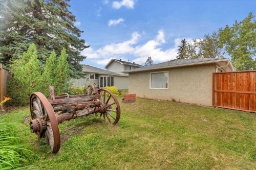 4920 Worcester Drive Sw, Calgary, AB - Outdoor
