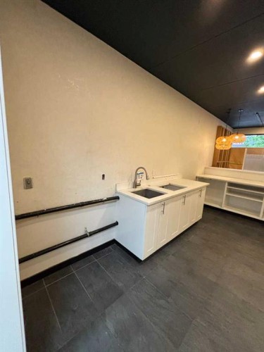 18-1015 Centre Street Nw, Calgary, AB 