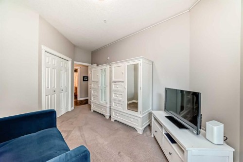 7204-14 Hemlock Crescent Sw, Calgary, AB - Indoor