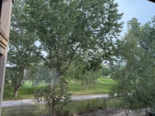 7204-14 Hemlock Crescent Sw, Calgary, AB - Outdoor