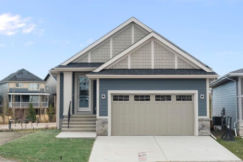 88 Sunrise Heath  Cochrane, AB T4C 0W3