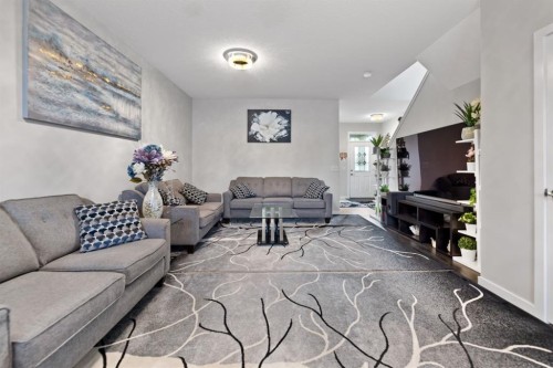 14 Red Embers Crescent Ne, Calgary, AB - Indoor Photo Showing Living Room