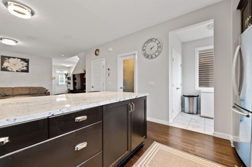14 Red Embers Crescent Ne, Calgary, AB - Indoor Photo Showing Kitchen