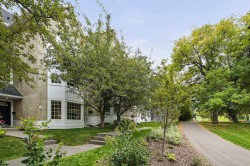 3-1611 21 Avenue SW Calgary, AB T2T 0M9