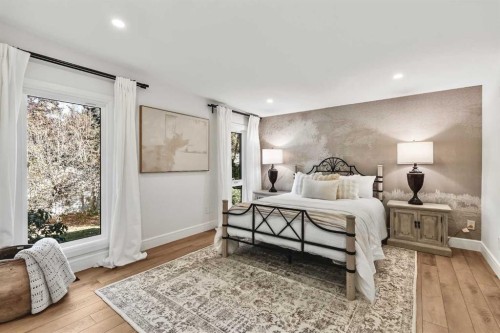 2332 Uxbridge Drive Nw, Calgary, AB - Indoor Photo Showing Bedroom