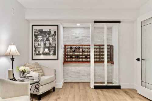 2332 Uxbridge Drive Nw, Calgary, AB - Indoor