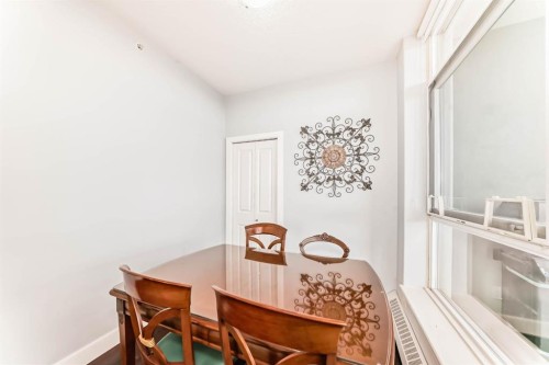 1907-77 Spruce Place Sw, Calgary, AB - Indoor Photo Showing Other Room