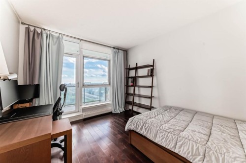 1907-77 Spruce Place Sw, Calgary, AB - Indoor Photo Showing Bedroom