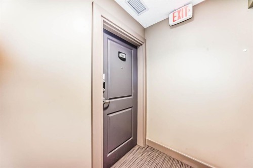 1907-77 Spruce Place Sw, Calgary, AB - Indoor Photo Showing Other Room