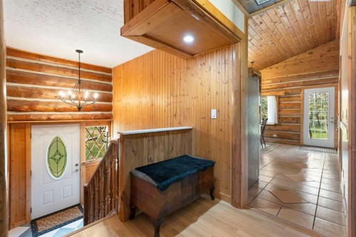 4-29415 Range Road 52, Rural Mountain View County, AB - Indoor Photo Showing Other Room