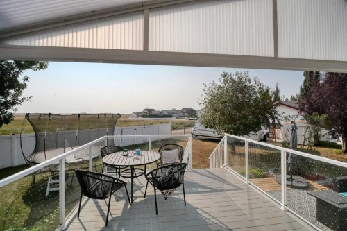 409 9 Street, Beiseker, AB - Outdoor