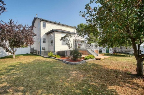 409 9 Street, Beiseker, AB - Outdoor