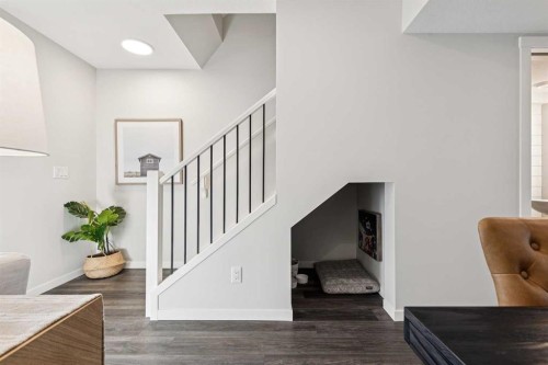 703-135 Mahogany Parade Se, Calgary, AB - Indoor Photo Showing Other Room