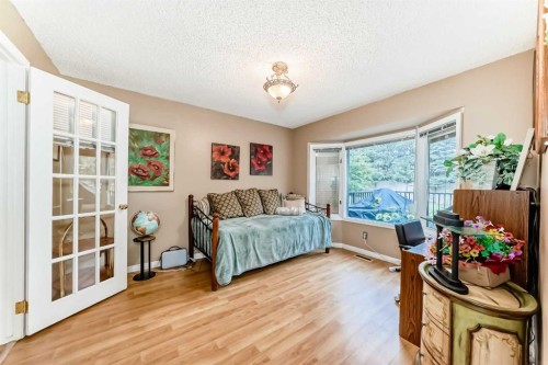 983 Woodbine Boulevard Sw, Calgary, AB - Indoor