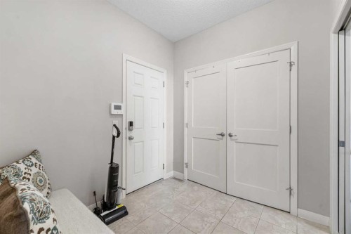 86 Auburn Glen Circle Se, Calgary, AB - Indoor Photo Showing Other Room