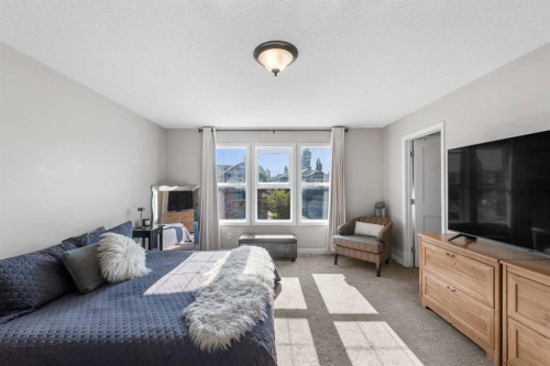 86 Auburn Glen Circle Se, Calgary, AB - Indoor Photo Showing Bedroom