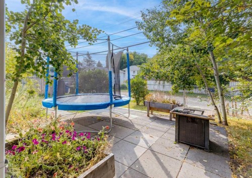 70 Allandale Close Se, Calgary, AB - Outdoor
