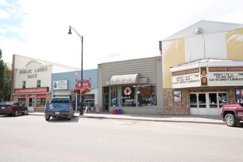 4912 50 Avenue, Olds, AB 