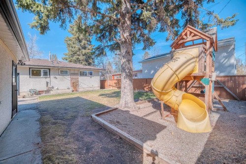 2715 63 Avenue Sw, Calgary, AB - Outdoor