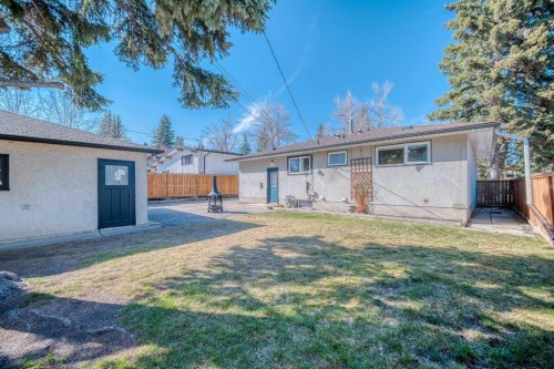 2715 63 Avenue Sw, Calgary, AB - Outdoor