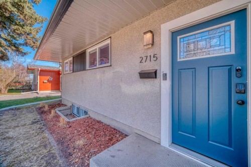 2715 63 Avenue Sw, Calgary, AB - Outdoor With Exterior