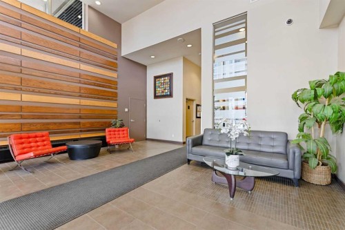 407-55 Spruce Place Sw, Calgary, AB - Indoor Photo Showing Other Room