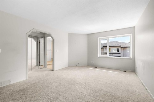 238-4037 42 Street Nw, Calgary, AB - Indoor Photo Showing Other Room