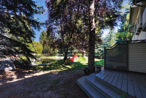 238-4037 42 Street Nw, Calgary, AB - Outdoor