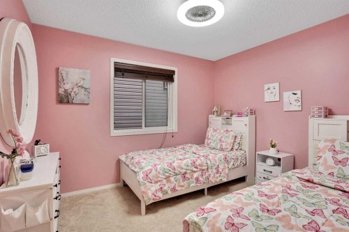 124 Skyview Shores Road Ne, Calgary, AB - Indoor Photo Showing Bedroom