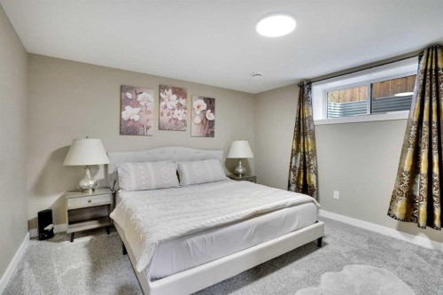 124 Skyview Shores Road Ne, Calgary, AB - Indoor Photo Showing Bedroom