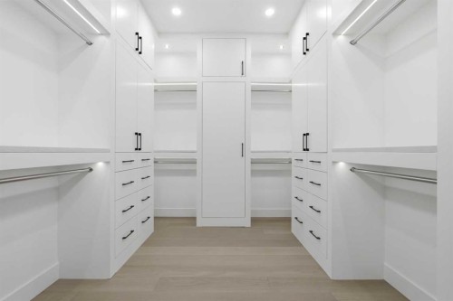 1321 10 Avenue Se, Calgary, AB - Indoor