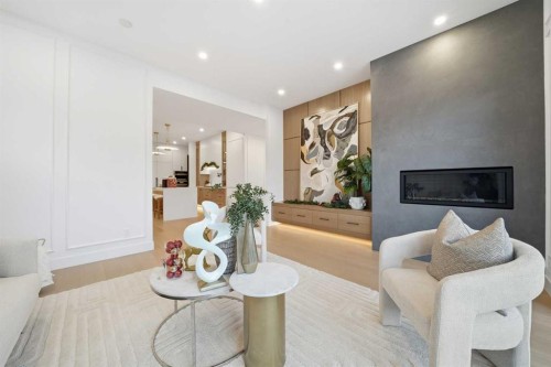 1321 10 Avenue Se, Calgary, AB - Indoor Photo Showing Living Room With Fireplace