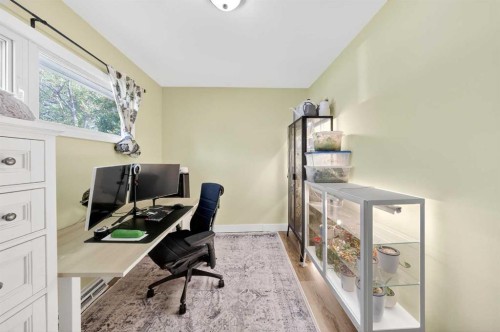 35 Collingwood Place Nw, Calgary, AB - Indoor Photo Showing Office