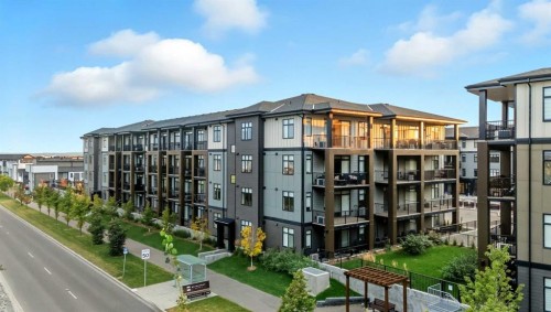5412-200 Seton Circle SE Calgary, AB T3M 3V3
