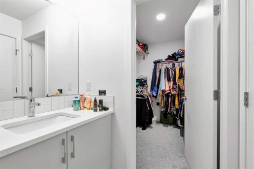 117 Ambleton Drive Nw, Calgary, AB - Indoor Photo Showing Bathroom