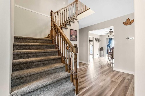 36 Millside Way Sw, Calgary, AB - Indoor Photo Showing Other Room