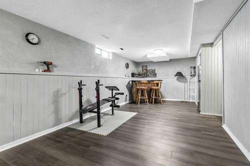 36 Millside Way Sw, Calgary, AB - Indoor Photo Showing Other Room