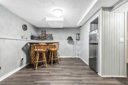 36 Millside Way Sw, Calgary, AB - Indoor Photo Showing Other Room