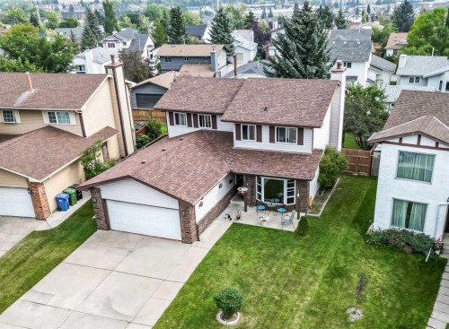 36 Millside Way Sw, Calgary, AB - Outdoor