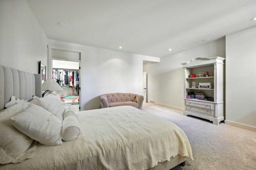 16 Spring Valley Lane Sw, Calgary, AB - Indoor Photo Showing Bedroom