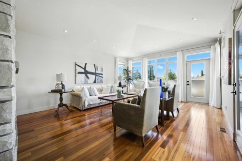 16 Spring Valley Lane Sw, Calgary, AB - Indoor