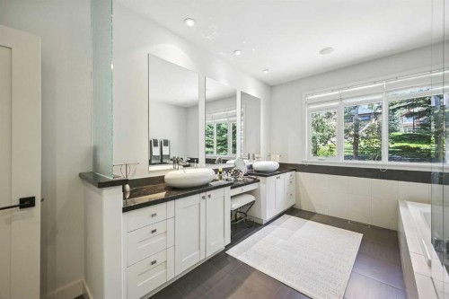16 Spring Valley Lane Sw, Calgary, AB - Indoor Photo Showing Bathroom